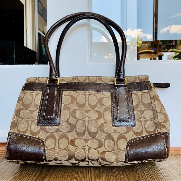 Vintage Coach Hand Bag - Picture 2 of 10